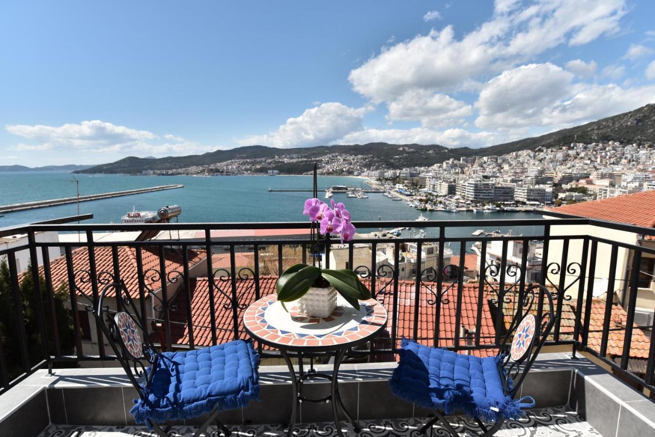 Golden Sea View - Old Town Apartment Kavala Bagian luar foto