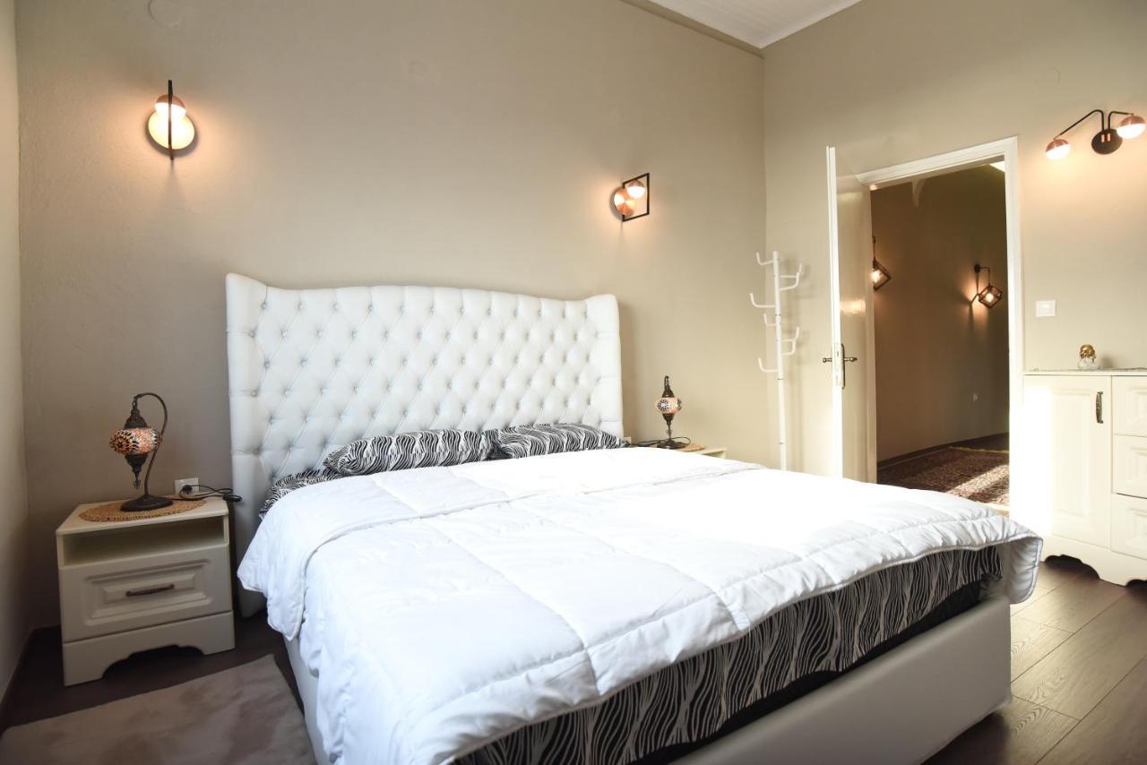 Golden Sea View - Old Town Apartment Kavala Bagian luar foto