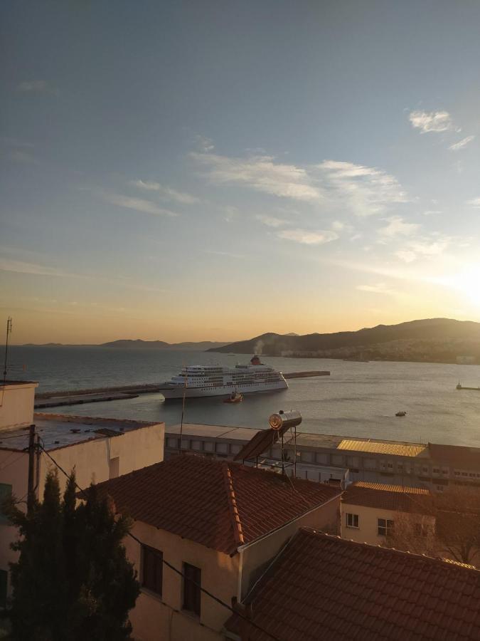 Golden Sea View - Old Town Apartment Kavala Bagian luar foto